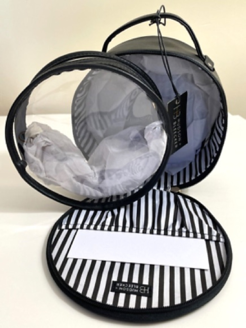 New Hudson + Bleeker Round Travel Train Case Cosmetic Makeup Bag